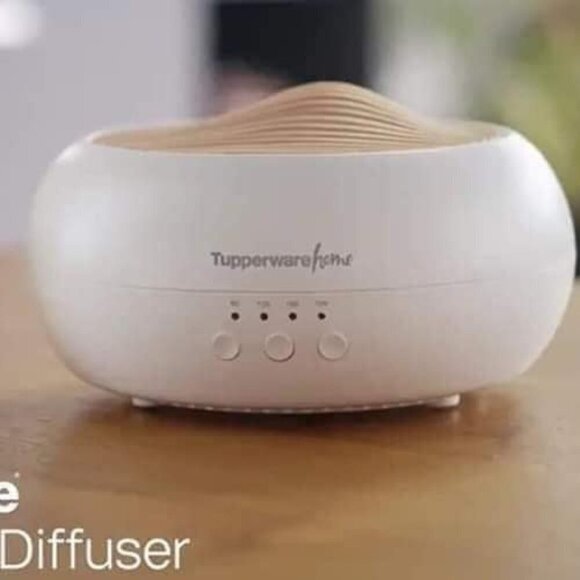 NEW Tupperware Sonic Mist Diffuser Bundle with Essential Oil - Picture 1 of 5